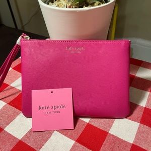 NWT Kate Spade Keaton Wristlet